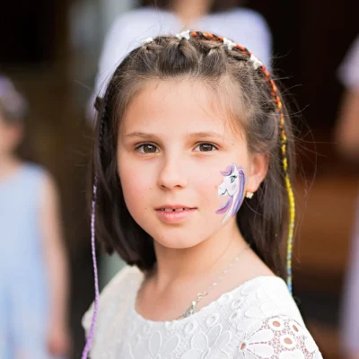 Dziewczyna z twarzą jednorożca. - Kubiccy Fotografia - Fotograf Łódź